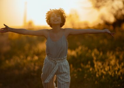 Πώς να αντιμετωπίσεις την καθημερινή τοξικότητα και να προστατεύσεις την ψυχική σου υγεία