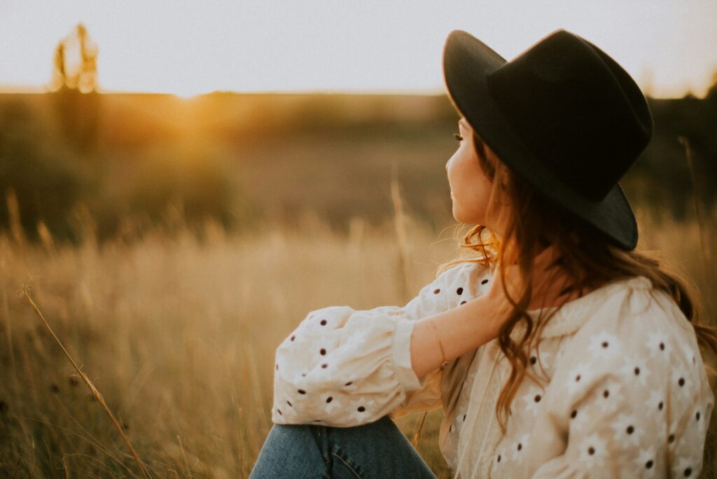 Νέο κορίτσι απολαμβάνει την ζωή του