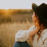 Νέο κορίτσι απολαμβάνει την ζωή του